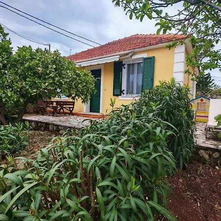 Suli Residences Lejlighed Pesádha